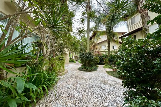 Área comum de casa de condomínio para alugar com 3 quartos, 52m² em Canto da Lagoa, Florianópolis