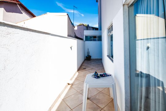 Área Privativa de apartamento para alugar com 3 quartos, 125m² em Floramar, Belo Horizonte