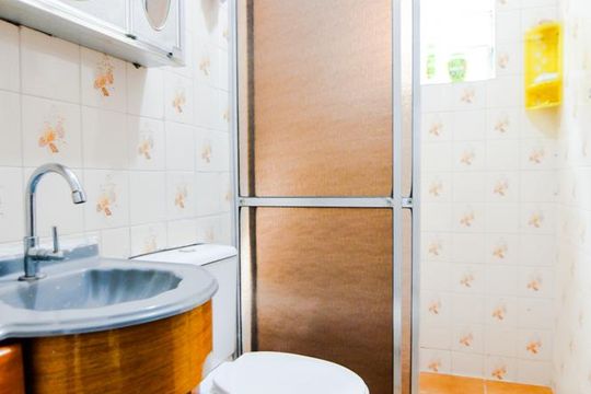 Banheiro de casa à venda com 4 quartos, 140m² em Jardim Monte Carmelo, Guarulhos