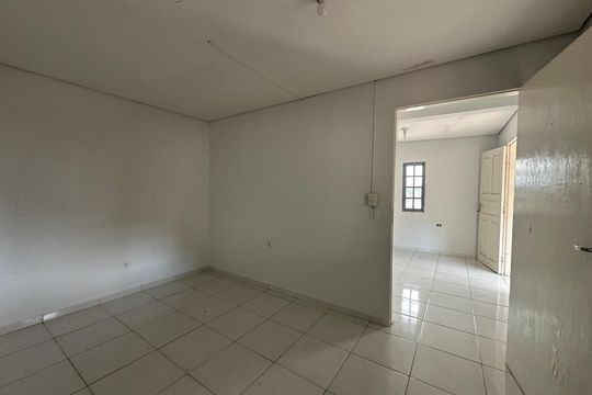Quarto de casa para alugar com 1 quarto, 50m² em Jardim Belval, Barueri
