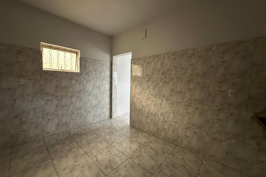 Cozinha de casa para alugar com 1 quarto, 50m² em Jardim Belval, Barueri