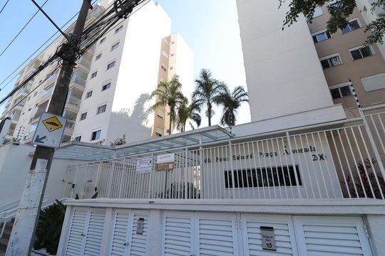 Fachada e portaria de apartamento para alugar com 2 quartos, 61m² em Vila Isa, São Paulo