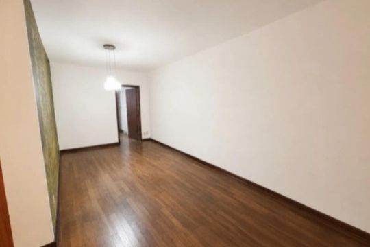 Sala de casa à venda com 3 quartos, 230m² em Indianópolis, São Paulo