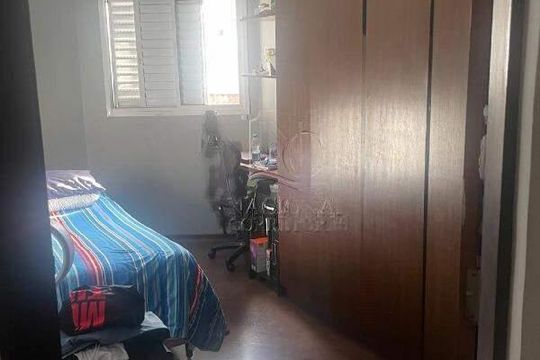 Casa à venda com 3 quartos, 123m² em Vila Claudio, Santo André
