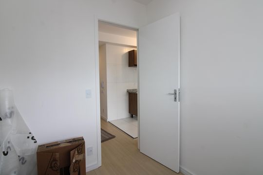 Quarto 2 de apartamento para alugar com 2 quartos, 46m² em Jardim Maringa, São Paulo