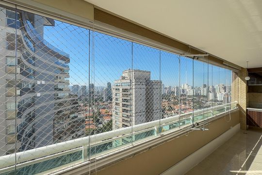 Sacada de apartamento à venda com 3 quartos, 147m² em Vila Gertrudes, São Paulo