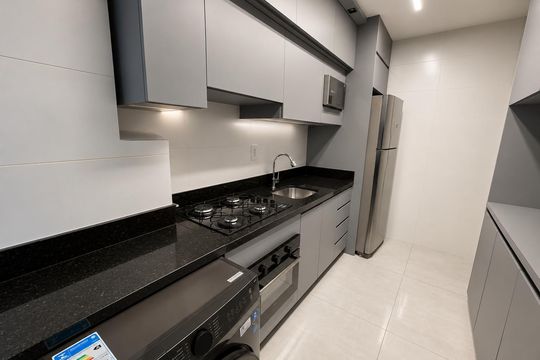 Cozinha de apartamento para alugar com 2 quartos, 65m² em Cristo Redentor, Porto Alegre