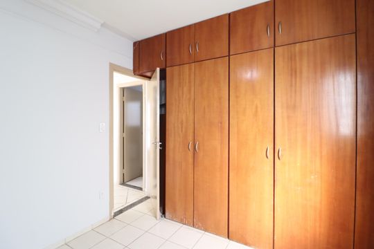 Quarto 2 - Suíte de apartamento para alugar com 2 quartos, 65m² em Tubalina, Uberlândia