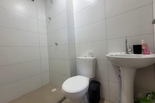 Banheiro de apartamento para alugar com 2 quartos, 54m² em Jardim Terramerica 3, Americana