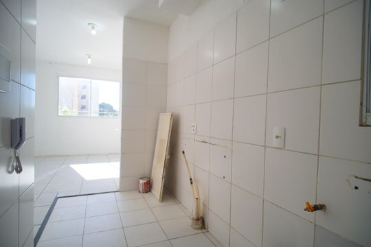 Cozinha de apartamento para alugar com 2 quartos, 42m² em Santo Afonso, Novo Hamburgo
