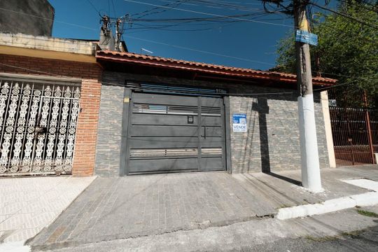 Fachada de casa à venda com 5 quartos, 260m² em Vila Libanesa, São Paulo