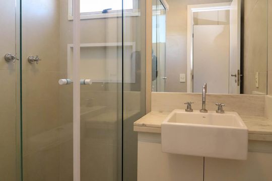 Banheiro Suíte 1 de apartamento para alugar com 2 quartos, 98m² em Morumbi, São Paulo