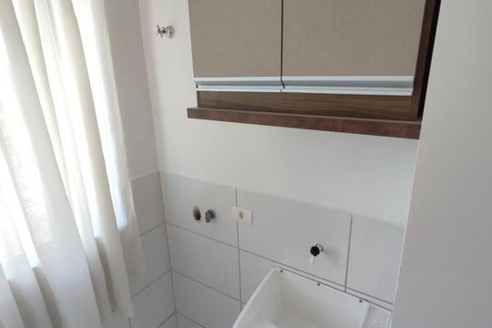 Área de serviço de apartamento para alugar com 2 quartos, 51m² em Weissópolis, Pinhais