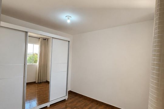Quarto de apartamento para alugar com 2 quartos, 51m² em Weissópolis, Pinhais