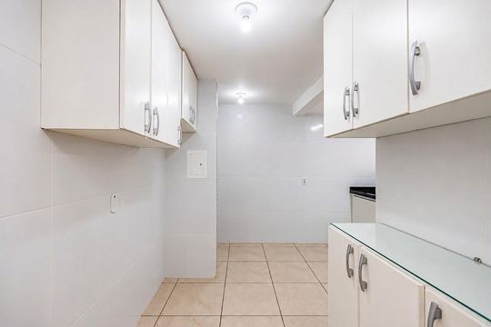 Cozinha de apartamento para alugar com 2 quartos, 59m² em Portão, Curitiba