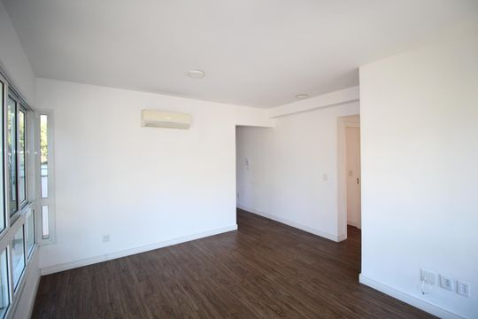 Sala de apartamento para alugar com 2 quartos, 80m² em Petrópolis, Porto Alegre