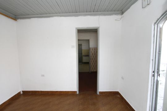 Sala de casa para alugar com 2 quartos, 150m² em Jardim Montanhês, Belo Horizonte