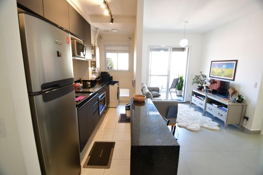 Cozinha de apartamento para alugar com 2 quartos, 57m² em Centro, Campinas