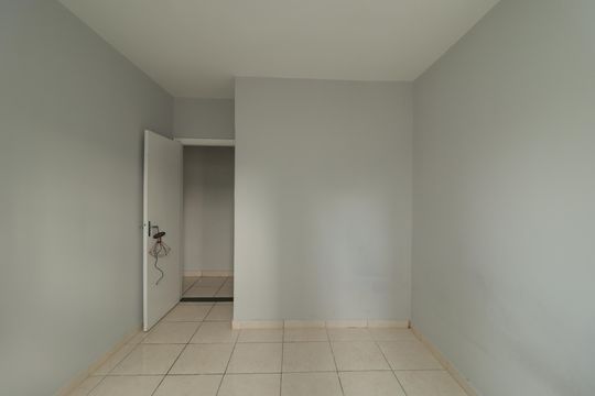 Quarto 2 de apartamento para alugar com 2 quartos, 80m² em Vila Dom Pedro I, São Paulo