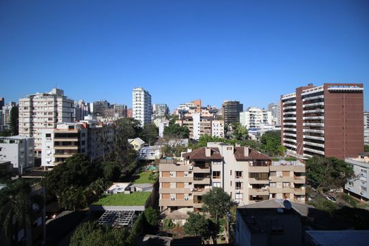 Vista de kitnet/studio para alugar com 0 quarto, 28m² em Mont’serrat, Porto Alegre
