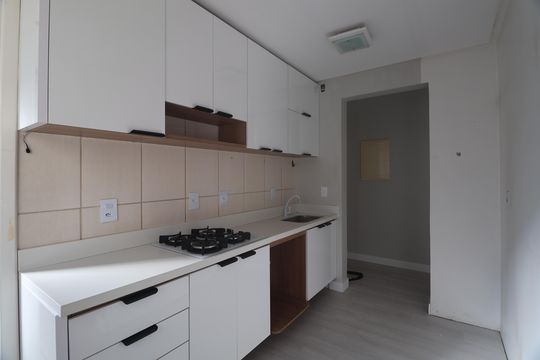 Cozinha - Armários de apartamento para alugar com 2 quartos, 68m² em Nossa Senhora das Gracas, Canoas