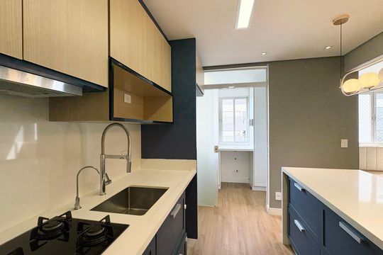 Cozinha de apartamento para alugar com 2 quartos, 61m² em Vila Sao Vicente, São Paulo