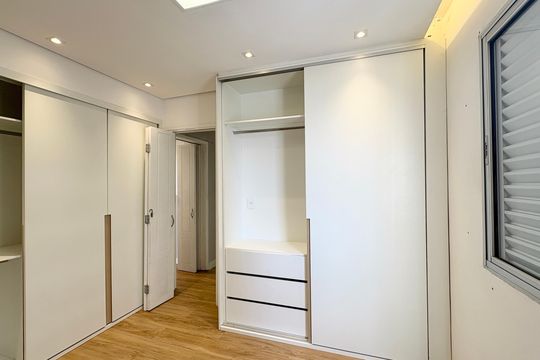 Quarto 2 de apartamento para alugar com 2 quartos, 61m² em Vila Sao Vicente, São Paulo