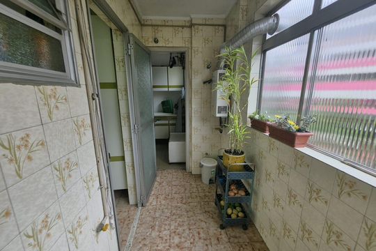 Varanda de apartamento à venda com 4 quartos, 130m² em Jardim das Bandeiras, São Paulo