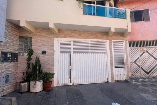 Área externa de casa à venda com 4 quartos, 110m² em Parque Casa de Pedra, São Paulo