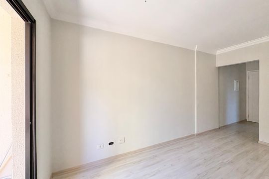 Sala de apartamento à venda com 2 quartos, 61m² em Vila Primavera, São Paulo