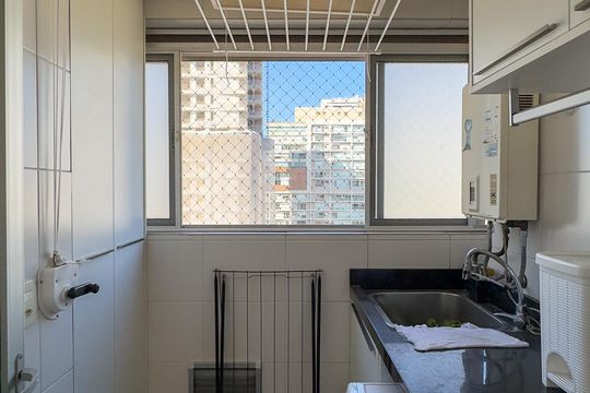Cozinha e Área de Serviço de apartamento para alugar com 2 quartos, 105m² em Jardim Prainha, São Paulo