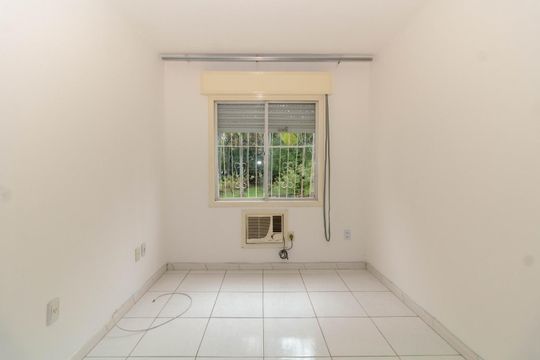 Quarto de apartamento para alugar com 1 quarto, 48m² em São Sebastião, Porto Alegre