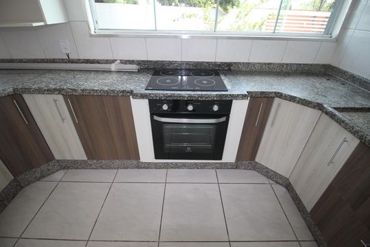 Casa de Condomínio para alugar com 3 quartos, 200m² em Caguaçu, Sorocaba