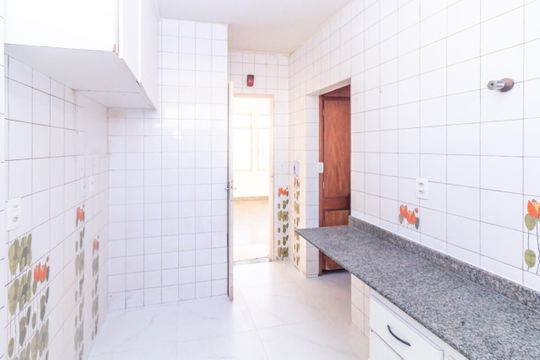 Cozinha de apartamento à venda com 3 quartos, 70m² em Cidade Nova, Belo Horizonte