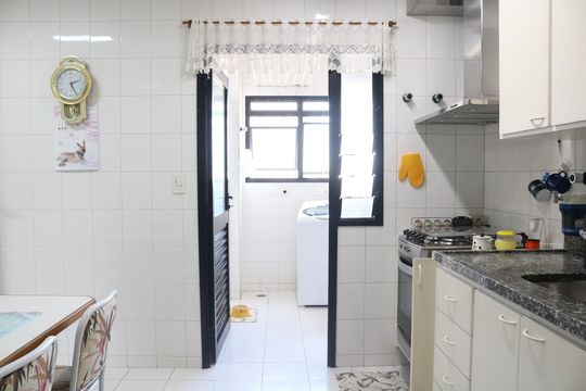 Cozinha de apartamento à venda com 3 quartos, 120m² em Pompeia, São Paulo