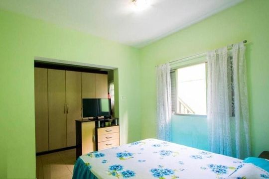 Casa à venda com 2 quartos, 143m² em Parque Capuava, Santo André