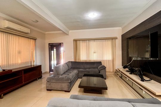 Casa para alugar com 5 quartos, 608m² em Enseada das Gaivotas, Rio das Ostras