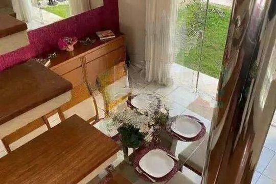 Casa à venda com 3 quartos, 256m² em Vila Pires, Santo André