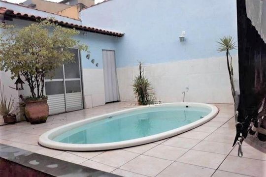 Casa à venda com 3 quartos, 195m² em Jardim Utinga, Santo André