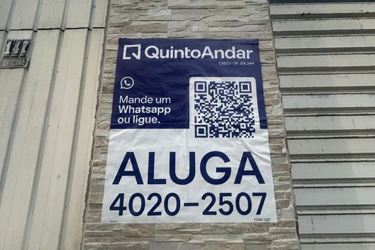 Fachada de casa para alugar com 3 quartos, 150m² em Recanto Phrynea, Barueri