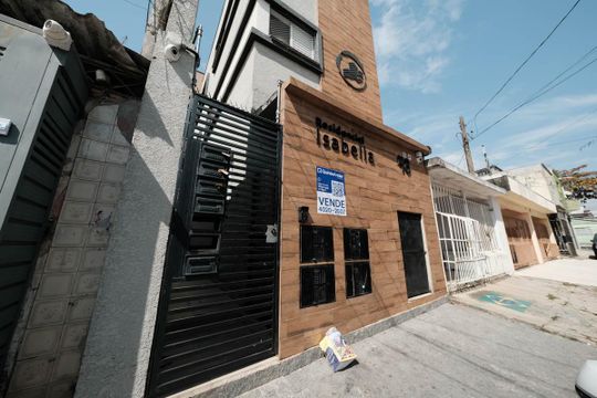 Fachada de apartamento à venda com 2 quartos, 45m² em Parque Maria Luiza, São Paulo