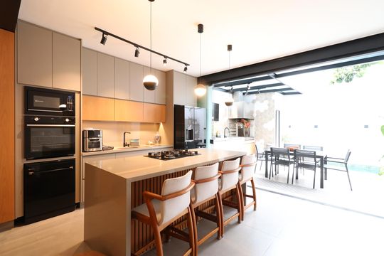 Cozinha  de casa à venda com 3 quartos, 173m² em Alto de Pinheiros, São Paulo