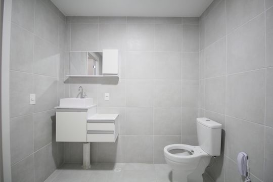 Banheiro Adaptado de kitnet/studio para alugar com 1 quarto, 37m² em Vila Andrade, São Paulo
