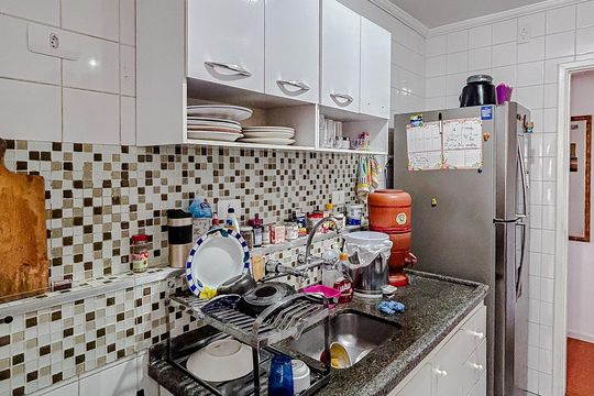 Cozinha de apartamento para alugar com 2 quartos, 57m² em Vila Esperança, São Paulo