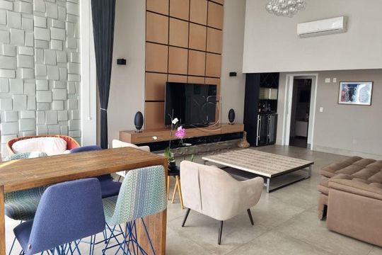 Apartamento à venda com 4 quartos, 238m² em Vila Suzana, São Paulo