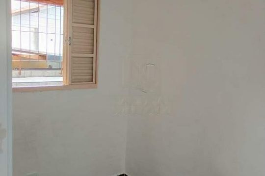 Casa à venda com 3 quartos, 180m² em Vila Camilópolis, Santo André