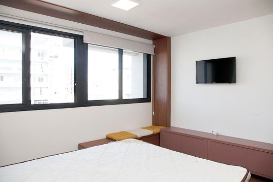 Studio - Sala / Quarto de kitnet/studio para alugar com 1 quarto, 36m² em Rio Branco, Porto Alegre