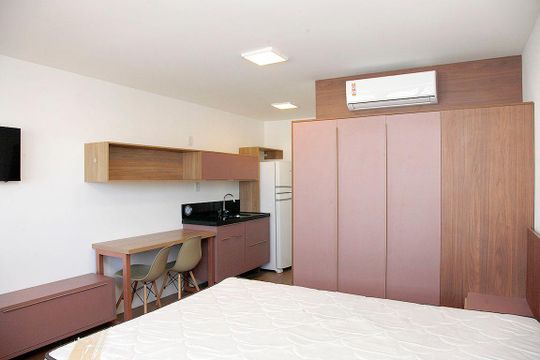 Studio - Sala / Quarto de kitnet/studio para alugar com 1 quarto, 36m² em Rio Branco, Porto Alegre