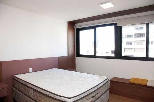 Studio - Sala / Quarto de kitnet/studio para alugar com 1 quarto, 36m² em Rio Branco, Porto Alegre