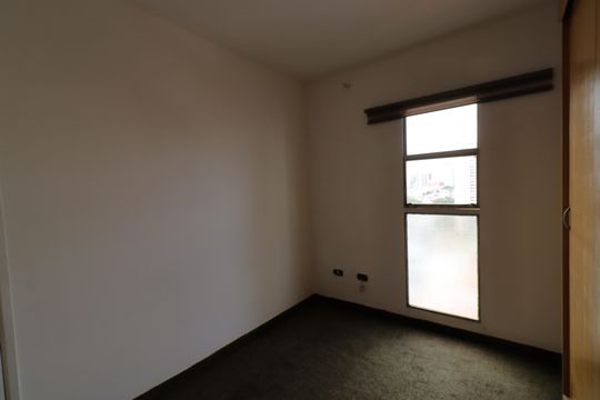 Quarto 2 de apartamento para alugar com 3 quartos, 80m² em Vila Sofia, São Paulo
